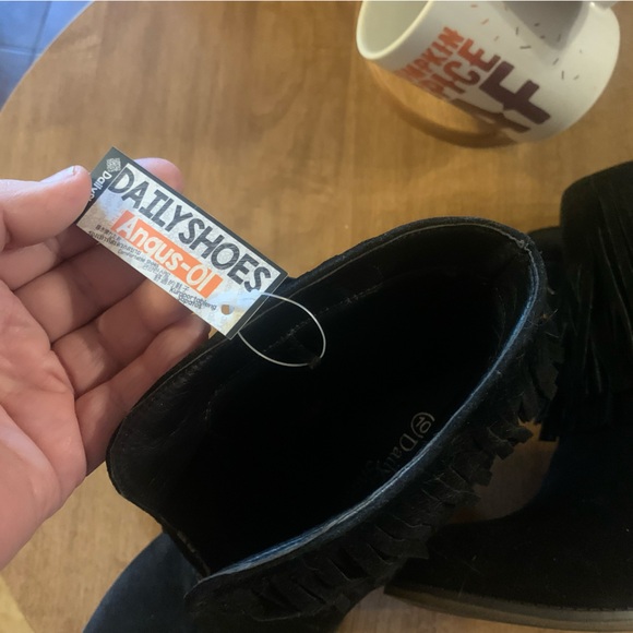 Fringe booties - Picture 2 of 5